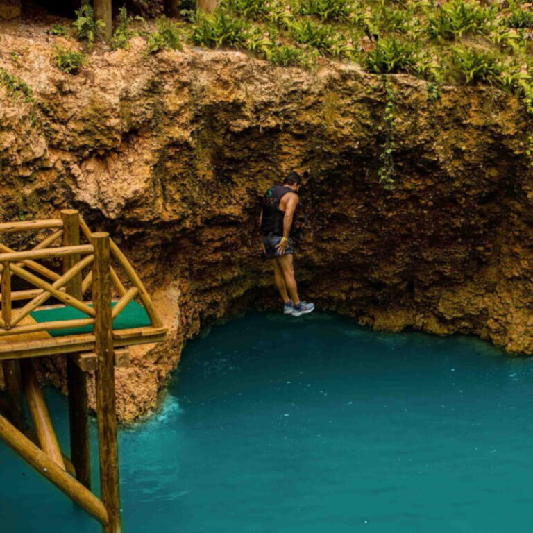 bluehole-E1-copy-3-768x1152