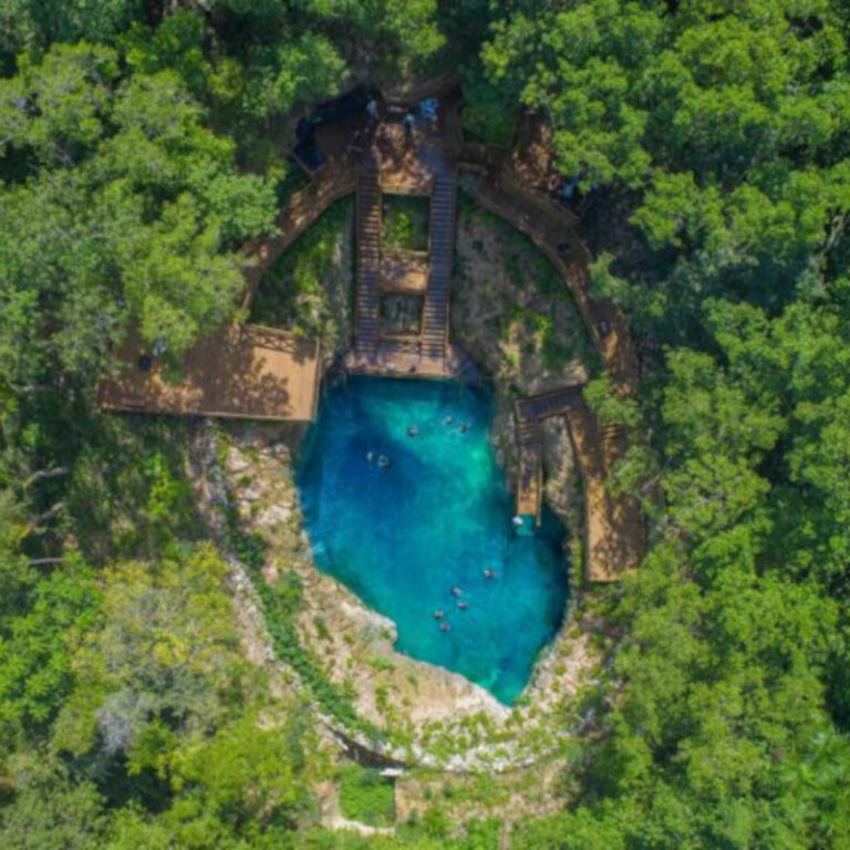 cenote_portada-scaled-1-768x472